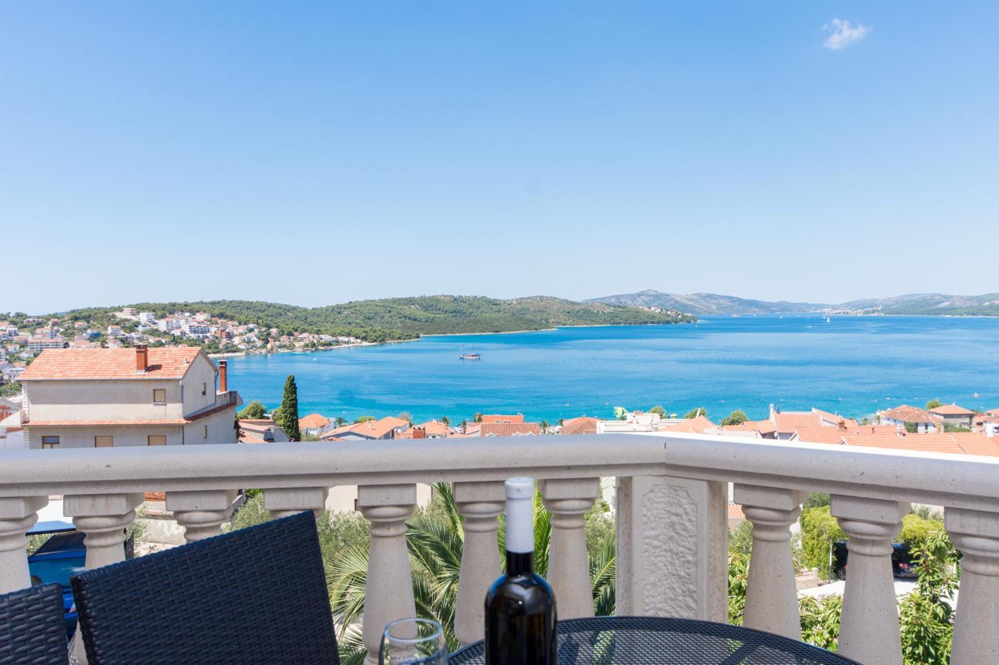 Apartments Bisera Trogir Exterior foto